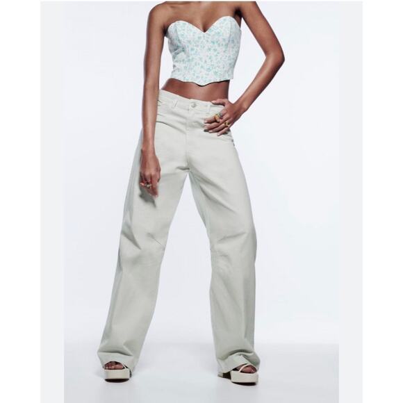 Zara Relaxed Fit Utility Jeans - Picture 13 of 16